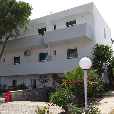 Tigaki Blue Nest Hotel מראה חיצוני תמונה